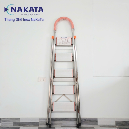 Thang Ghế Tay Vịn Inox Màu Cam Nakata VN105B